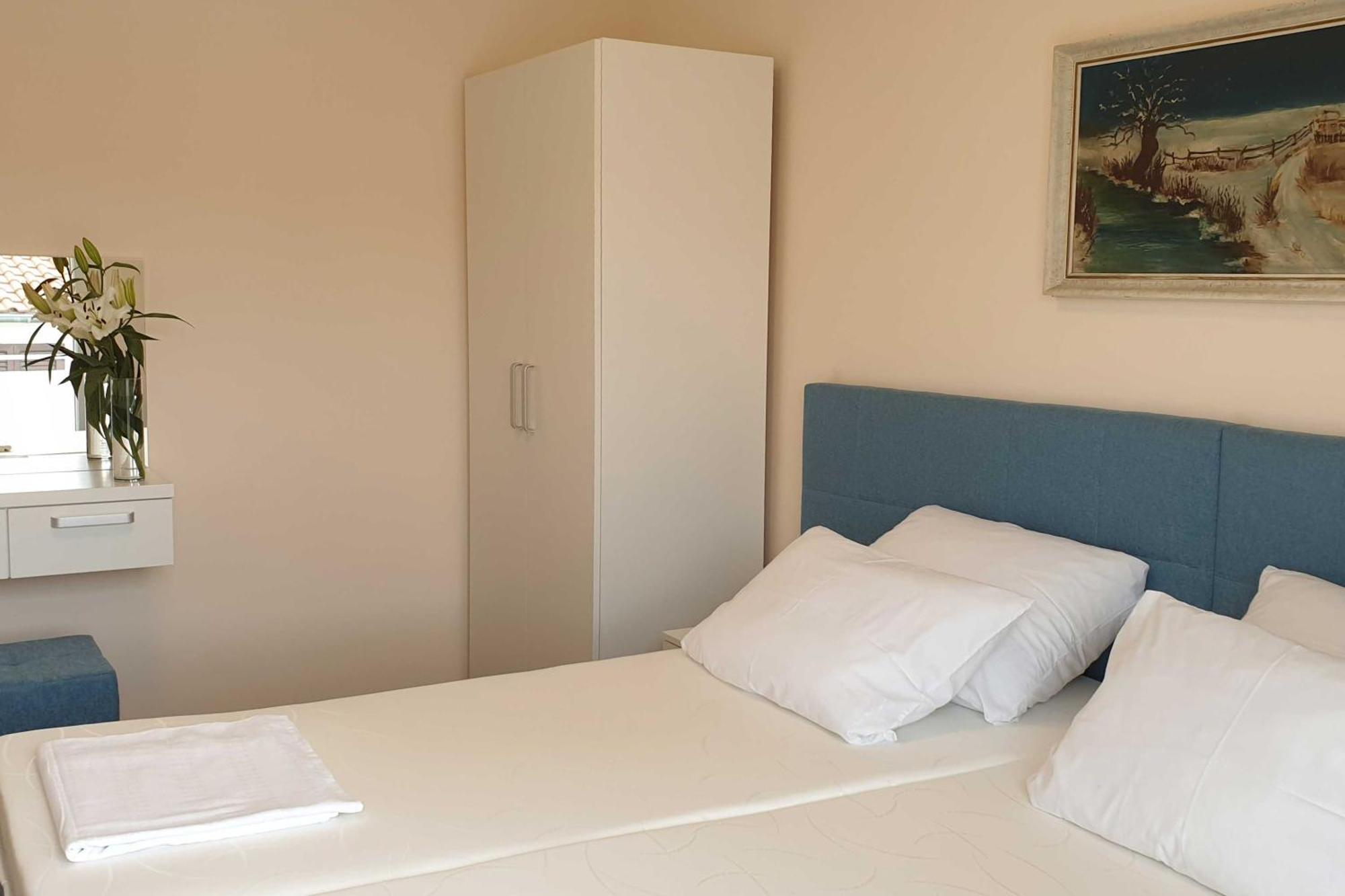 Apartments And Rooms With Parking Space Hvar - 15378 Hvar Town Chambre photo